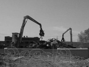 Металлолом. Купим чермет, цветмет любой по  Москве, Мос.Обл. Приём очень дорого аккумуляторов б/у, лом кабеля, электромоторы.  в Лобне, сдать металлолом в Лобне любой, демонтаж металла, металлолом в Лобне резка.
