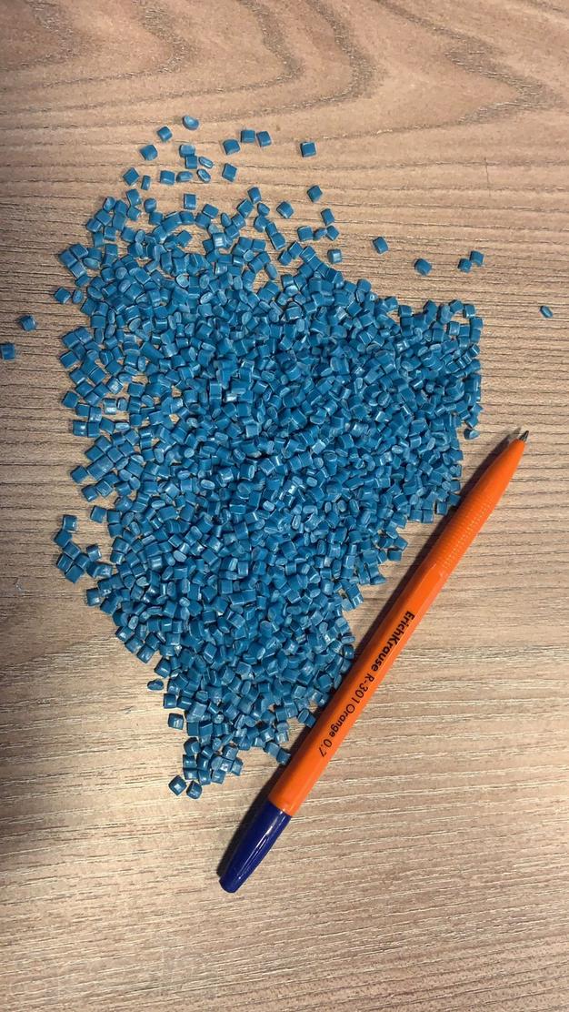 Продам светло-серый (голубой) вторичный Полипропилен в гранулах